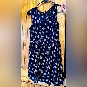 Short Floral Dress Size M